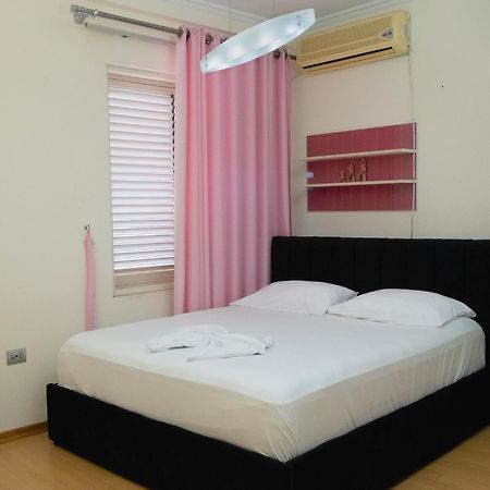 Albjona Guesthouse ティラナ エクステリア 写真